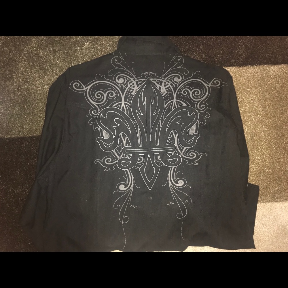 Archaic button down